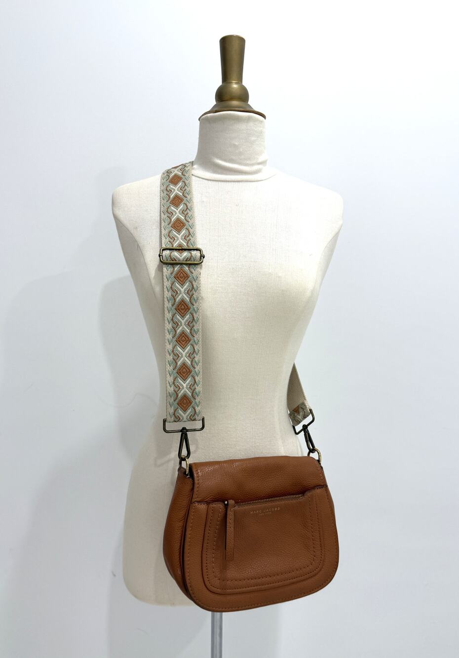 Marc Jacobs new york Tan Leather crossbody bag